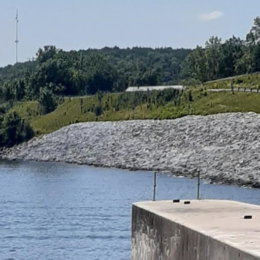 Tuttle Creek Outlet